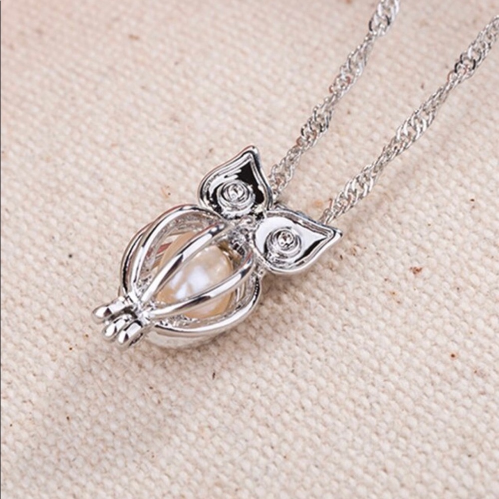 Glow In The Dark Owl Necklace/Opal & Peach New